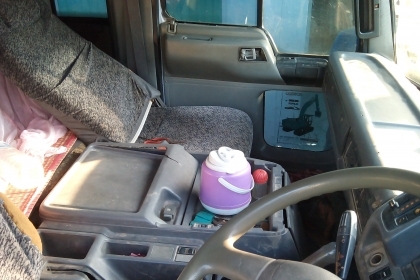 ขายดั้มHINO เครื่องHO7C 180แรง พ.เพาเวอร์ เบรกทิฟฟี่ ยาง900R20 เครื่องดี คัชซีสวย สภาพพร้อมใช้งาน เอกสารพร้อมโอน จัดไฟแนนซ์ได้ เงื่อนไขง่ายๆวันเดียวรับรถ สนใจโทร 090-8588220คุณนะ ID:narong498 หรือ www.truck.in.th/498 หรือfb:ณรงค์ ซื้อขายรถมือสอง(เว็บไซต์ส