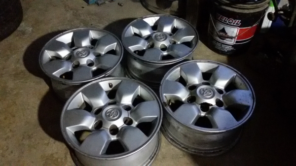 ขายล้อขขอบ15 6รูชุดละ3200