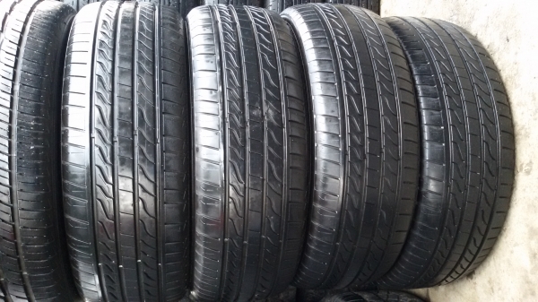 ขายยาง 215 60 16ปลายปี13ชุดละ4500