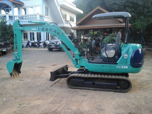 ขายรถขุด ด่วนลดกระหน่ำช่วงโปรโมชั่นต้อนรับปีใหม่KOMATSU PC 35Rรุ่น8(FROM.JAPAN)เก่านอกแท้ญี่ปุ่นมีเอกสารแจ้งจำหน่ายอินวอยพร้อมจด