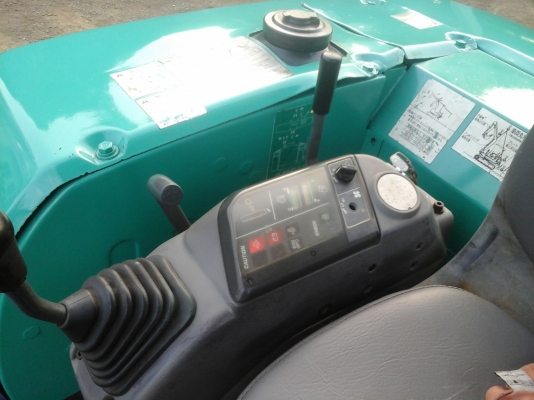 ขายรถขุด ด่วนลดกระหน่ำช่วงโปรโมชั่นต้อนรับปีใหม่KOMATSU PC 35Rรุ่น8(FROM.JAPAN)เก่านอกแท้ญี่ปุ่นมีเอกสารแจ้งจำหน่ายอินวอยพร้อมจด