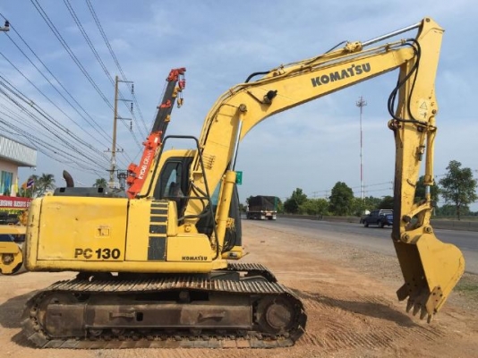 ขายรถแบคโฮ KOMATSU PC130-6 ระบบไฟฟ้าเต็ม ปี 2002 บูมยาวพิเศษ ใบแทร็ค 60 สภาพสวยมาก รถนอกนำเข้า มีVDOครับ ขายรถแบคโฮ KOMATSU PC130-6 ระบบไฟฟ้าเต็ม ปี 2002 บูมยาวพิเศษ ใบแทร็ค 60 สภาพสวยมาก รถนอกนำเข้า มีVDOครับ