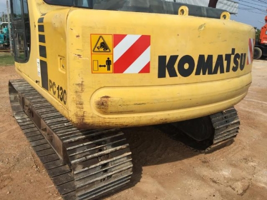 ขายรถแบคโฮ KOMATSU PC130-6 ระบบไฟฟ้าเต็ม ปี 2002 บูมยาวพิเศษ ใบแทร็ค 60 สภาพสวยมาก รถนอกนำเข้า มีVDOครับ ขายรถแบคโฮ KOMATSU PC130-6 ระบบไฟฟ้าเต็ม ปี 2002 บูมยาวพิเศษ ใบแทร็ค 60 สภาพสวยมาก รถนอกนำเข้า มีVDOครับ