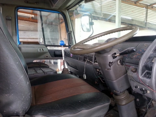 ขายเทรลเลอร์HINO เครื่องดี แคชซีสวย ยางดี ภายในสวย แอร์เย็น มีบันไดไฮดรอลิกขึ้นรถเกี่ยว สภาพพร้อมใช้งาน เอกสารพร้อมโอน สนใจโทร 090-8588220คุณนะ ID:narong498 หรือ www.truck.in.th/498 หรือfb:ณรงค์ ซื้อขายรถมือสอง(เว็บไซต์ส่วนตัว)