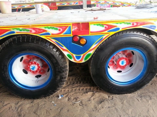 ขายเทรลเลอร์HINO เครื่องดี แคชซีสวย ยางดี ภายในสวย แอร์เย็น มีบันไดไฮดรอลิกขึ้นรถเกี่ยว สภาพพร้อมใช้งาน เอกสารพร้อมโอน สนใจโทร 090-8588220คุณนะ ID:narong498 หรือ www.truck.in.th/498 หรือfb:ณรงค์ ซื้อขายรถมือสอง(เว็บไซต์ส่วนตัว)