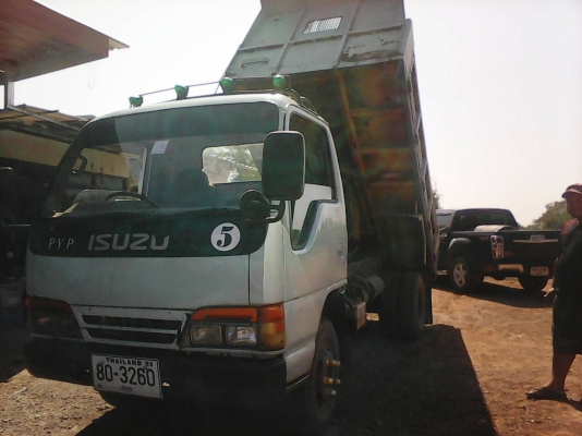 หกล้อดั้ม อีซูซุ NKR110แรง รถห้างแท้ ทะเบียน ม.79 แจ้งเกิดได้ทั่วไทย ราคา425000บ.ต่อรองได้ ครับ