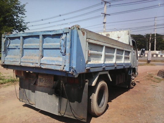 หกล้อดั้ม อีซูซุ NKR110แรง รถห้างแท้ ทะเบียน ม.79 แจ้งเกิดได้ทั่วไทย ราคา425000บ.ต่อรองได้ ครับ