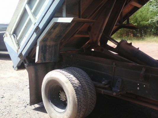 หกล้อดั้ม อีซูซุ NKR110แรง รถห้างแท้ ทะเบียน ม.79 แจ้งเกิดได้ทั่วไทย ราคา425000บ.ต่อรองได้ ครับ