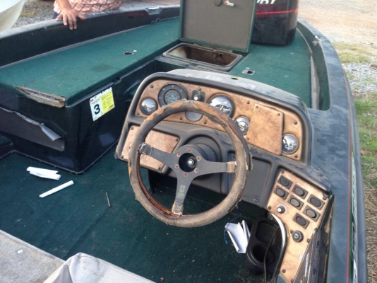 ขายเรือแบส 17 ฟุตเมอร์คิวรี่ 115 แรง