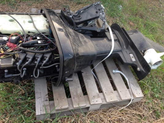 ขายเรือแบส 17 ฟุตเมอร์คิวรี่ 115 แรง