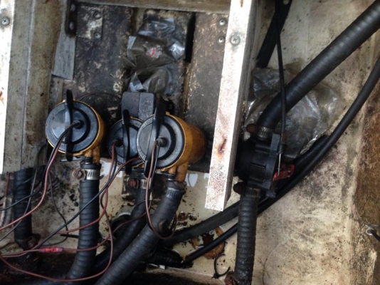 ขายเรือแบส 17 ฟุตเมอร์คิวรี่ 115 แรง