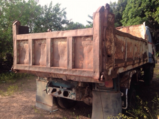 HINO FC 171 - 175 HP 6BG1 หกล้อดั๊มพ์ วางเครื่อง ISUZU 175 แรง สภาพดีครับพร้อมใช้งาน ภายในเก๋งคอนโซลครบพร้อม พวงมาลัยเพาเวอร์ ช่วงล่างใหญ่คัชซีสวยไม่มีบวม ติด F หน้าหลัง ยาง 8.25 ขอบ 16 สภาพดี 70\% เอกสารสัญญาซื้อขาย โนบุ๊คนะครับ ราคาต่อรองได้ครับ HINO FC 171 - 175 HP 6BG1 หกล้อดั๊มพ์ วางเครื่อง ISUZU 175 แรง สภาพดีครับพร้อมใช้งาน ภายในเก๋งคอนโซลครบพร้อม พวงมาลัยเพาเวอร์ ช่วงล่างใหญ่คัชซีสวยไม่มีบวม ติด F หน้าหลัง ยาง 8.25 ขอบ 16 สภาพดี 70\% เอกสารสัญญาซื้อขาย โนบุ๊คนะครับ ราคาต่อรองได้ครับ