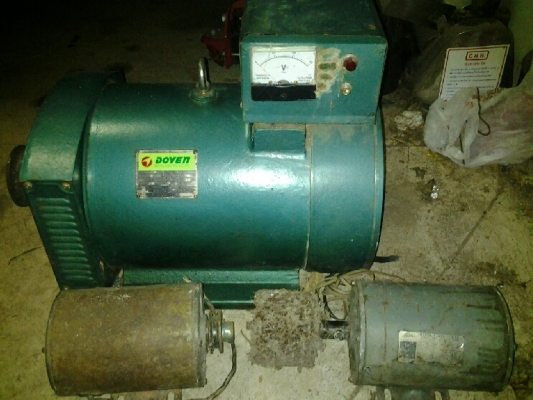 ไดปั่นไฟ (Generator) 5 kW และมอเตอร์ 2 ตัว ไดปั่นไฟ (Generator) 5 kW และมอเตอร์ 2 ตัว