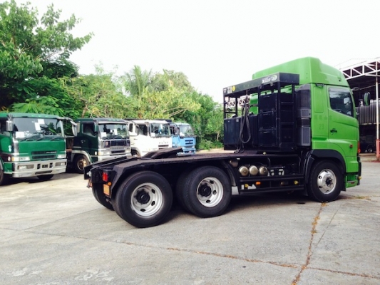 หัวลากสิบล้อ Hino 700 (ADG-SS1EKX) สีเขียว สเปกญี่ปุ่น ออพชั่นเต็ม สภาพเดิมทั้งคันจากโรงงาน