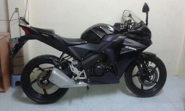 ขาย CBR150i สีดำ เดิม สวยๆใช้น้อยมาก