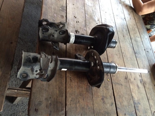 ขาย โช๊คเดิม crv 1 คู่คับ