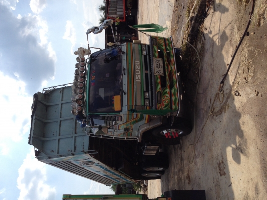 ขายสิบล้อร็อคกี้240เเรงนางฟ้าเเท้