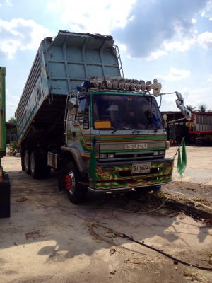 ขายสิบล้อร็อคกี้240เเรงนางฟ้าเเท้