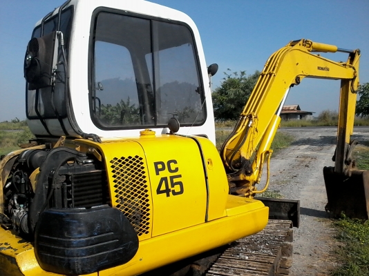 ขาย PC45-1รุ่น7สภาพสวยๆครบๆเครื่องดีปั๊มนิ้วช่วงล่างเต็มแอร์หนาวตัวเดินเงียบฉีกเลี้ยวสบายรถเก่านอก1ปี