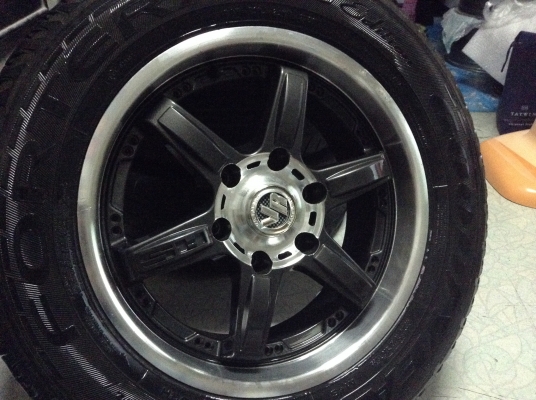 Volh Rs ขอบ 17 นิ้ว 6 รูกว้าง 7.5 พร้อมยาง 4 วง Volh Rs ขอบ 17 นิ้ว 6 รูกว้าง 7.5 พร้อมยาง 4 วง