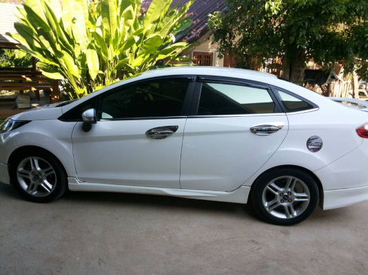 Ford Fiesta 1.6 sport sp ตัวTopสุด (เจ้าของขายเอง) Ford Fiesta 1.6 sport sp ตัวTopสุด (เจ้าของขายเอง)