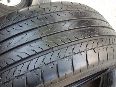 ขายยาง205/55/16 ปี MAXXIS MS8000  4 เส้น