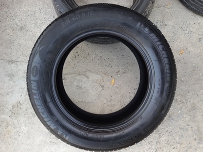 ขายยาง215/60/16 ปี 1313 MICHERLIN ENERGY XM2  4  เส้น