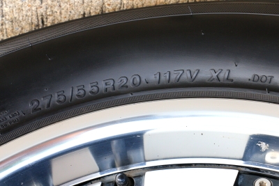 ต้องการขายล้อแม็ก20นิ้ว+ยาง275/55/20