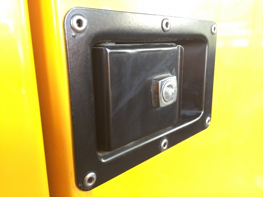 ขายปั่นไฟ200Kva 50Hz สภาพเกือบ100\%