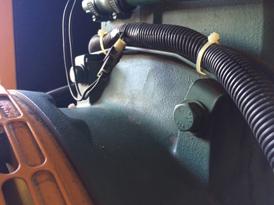 ขายปั่นไฟ200Kva 50Hz สภาพเกือบ100\%