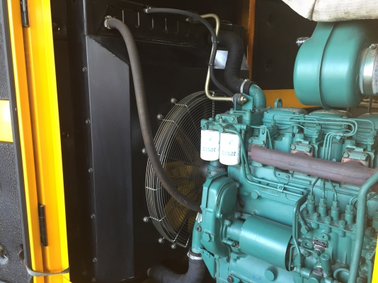 ขายปั่นไฟ200Kva 50Hz สภาพเกือบ100\%