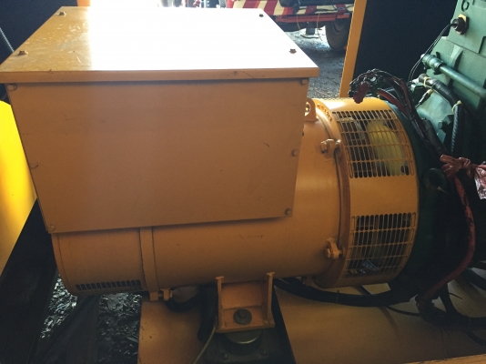 ขายปั่นไฟ200Kva 50Hz สภาพเกือบ100\%