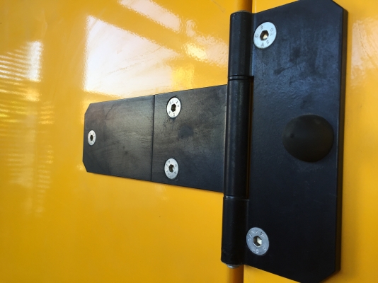 ขายปั่นไฟ200Kva 50Hz สภาพเกือบ100\%