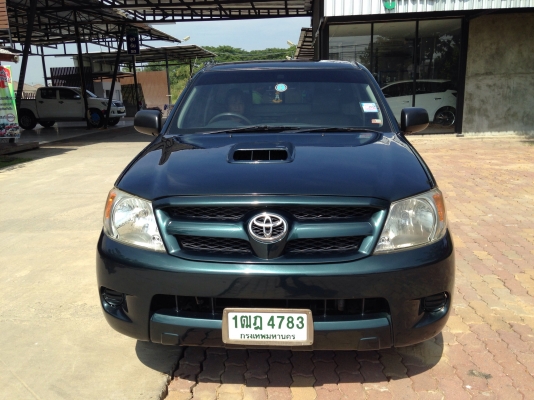 ขายรถกระบะtoyota vigo ปี 2006 พร้อมเล่มทะเบียน-ชุดโอน ไม่มีเครื่องยนต์ 130,000 บาท