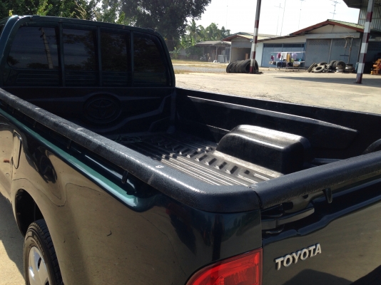 ขายรถกระบะtoyota vigo ปี 2006 พร้อมเล่มทะเบียน-ชุดโอน ไม่มีเครื่องยนต์ 130,000 บาท