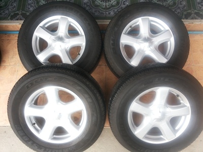 ขายล้อแม็กISUZU All New ขอบ17ยาง265/65/17ปี13  4 ล้อ