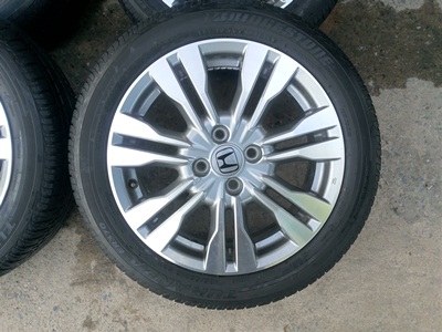 ขายล้อแม็กHONDA City SVขอบ 16ยางBRIDGESTONE ปี13  4 ล้อ