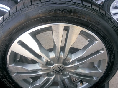 ขายล้อแม็กHONDA City SV ขอบ 16 ยางปี 12   4  ล้อ