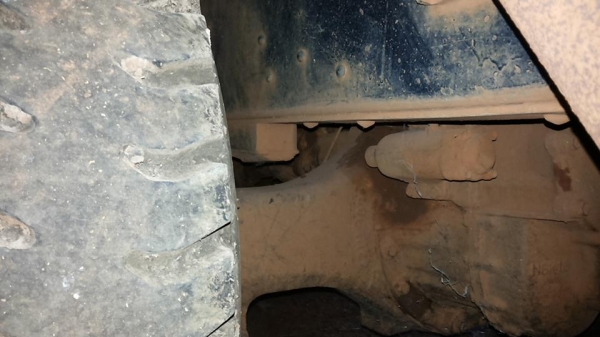 **1,000,000 บ.ต่อรอง**ขาย10ล้อ2เพลาดั้ม HINO SUMO FM227LD EM100-220HP ปี32 เครื่องเดิม 220แรง แน่นๆ แรงดี เสียงนิ่ม เกียร์EKเข้าง่ายไม่หลุด ไม่หอน ช่วงล่างเดิมๆ สโลวเดิม คัสซีสวยเดิม ใหญ่ๆ ไม่ปะไม่ดาม ไม่มีบวม กระบะดั้มเหล็กคอกเกษตรสูง พนัส 6.0ม.สภาพดี พื