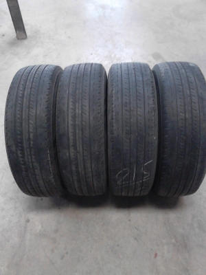 215/65R16 BRIDGESTONE DURAVIS R611 ปี2012 ชุด 4 เส้น TEL.081-427-3941 215/65R16 BRIDGESTONE DURAVIS R611 ปี2012 ชุด 4 เส้น TEL.081-427-3941