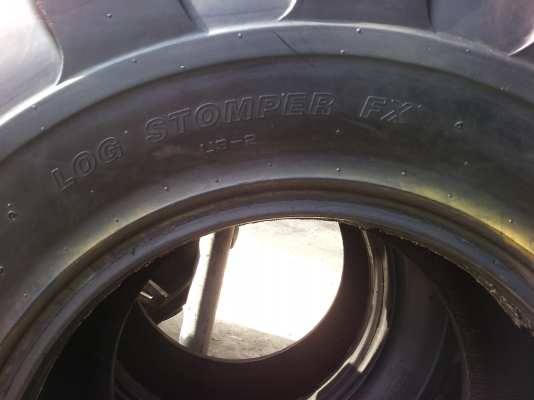 ยาง\% สภาพดี ขนาด 23.1-26สวยมากๆๆครับ ยาง\% สภาพดี ขนาด 23.1-26สวยมากๆๆครับ