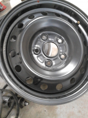 ไม้ตี้ X กะทะล้อ 5 รู ของ TOYOTA ระกระบะไมตี้ X ใหม่ๆ ป้ายแดง พร้อมฝาครอบ มี 4 วง TEL.081-427-3941 ไม้ตี้ X กะทะล้อ 5 รู ของ TOYOTA ระกระบะไมตี้ X ใหม่ๆ ป้ายแดง พร้อมฝาครอบ มี 4 วง TEL.081-427-3941