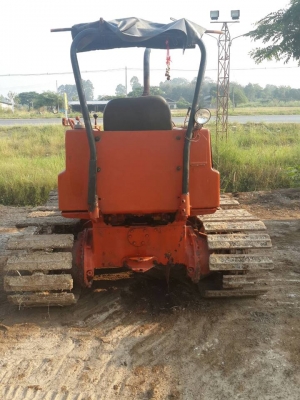 KOMATSU ดี20 -5 เกียร์ตัด ทำสีเป็นรถไถฟอร์ต
