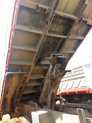 18ล้อดั้ม แม่-ลูก2คาน.. ปี*2556 FVZ34P8T-000977 อีซูซุ 300แรง ไมล์98000กม.รถสวย สภาพดีมาก...ยางสวย...