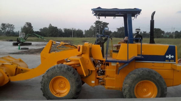 ขายรถตัก Komutsu WA 100-1 ขายรถตัก Komutsu WA 100-1