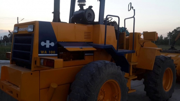 ขายรถตัก Komutsu WA 100-1 ขายรถตัก Komutsu WA 100-1