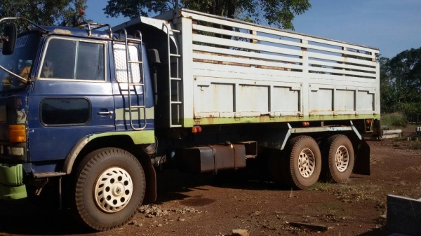 ขายด่วน HINO ดั้วเพลาเดียว ขายด่วน HINO ดั้วเพลาเดียว