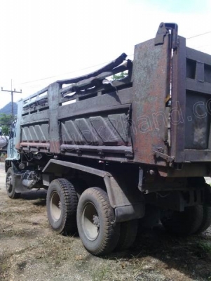 รถบรรทุก 10 ล้อ ISUZU