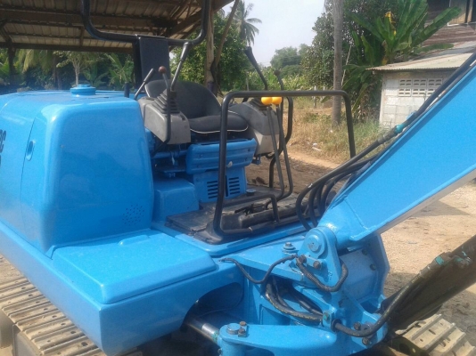 ขายแบคโคKOMATSU  PC30-7 พร้อมใช้
