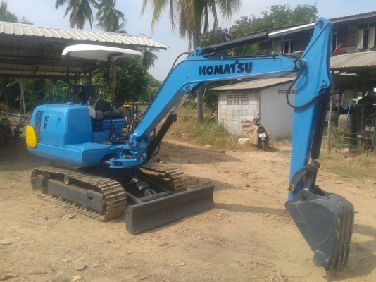 ขายแบคโคKOMATSU  PC30-7 พร้อมใช้